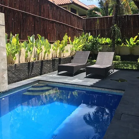Kuta Holiday Villas